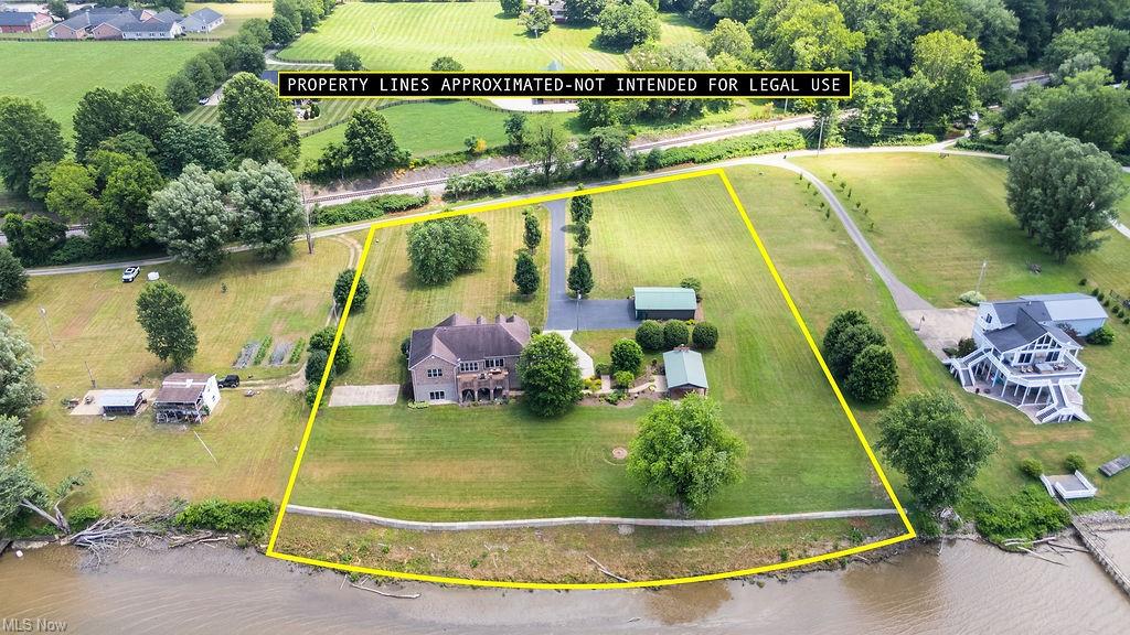 St Marys, West Virginia, 26170, United States, 3 Bedrooms Bedrooms, ,4 BathroomsBathrooms,Residential,For Sale,1928718
