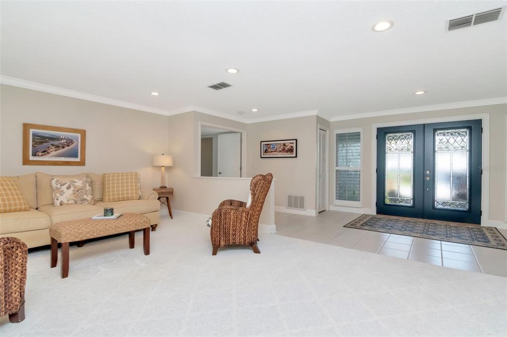 Clearwater, Florida, 33761, United States, 5 Bedrooms Bedrooms, ,3 BathroomsBathrooms,Residential,For Sale,1991990