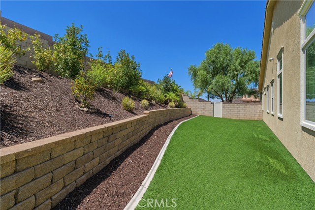 Lake Elsinore, California, 92532, United States, 4 Bedrooms Bedrooms, ,3 BathroomsBathrooms,Residential,For Sale,1981283