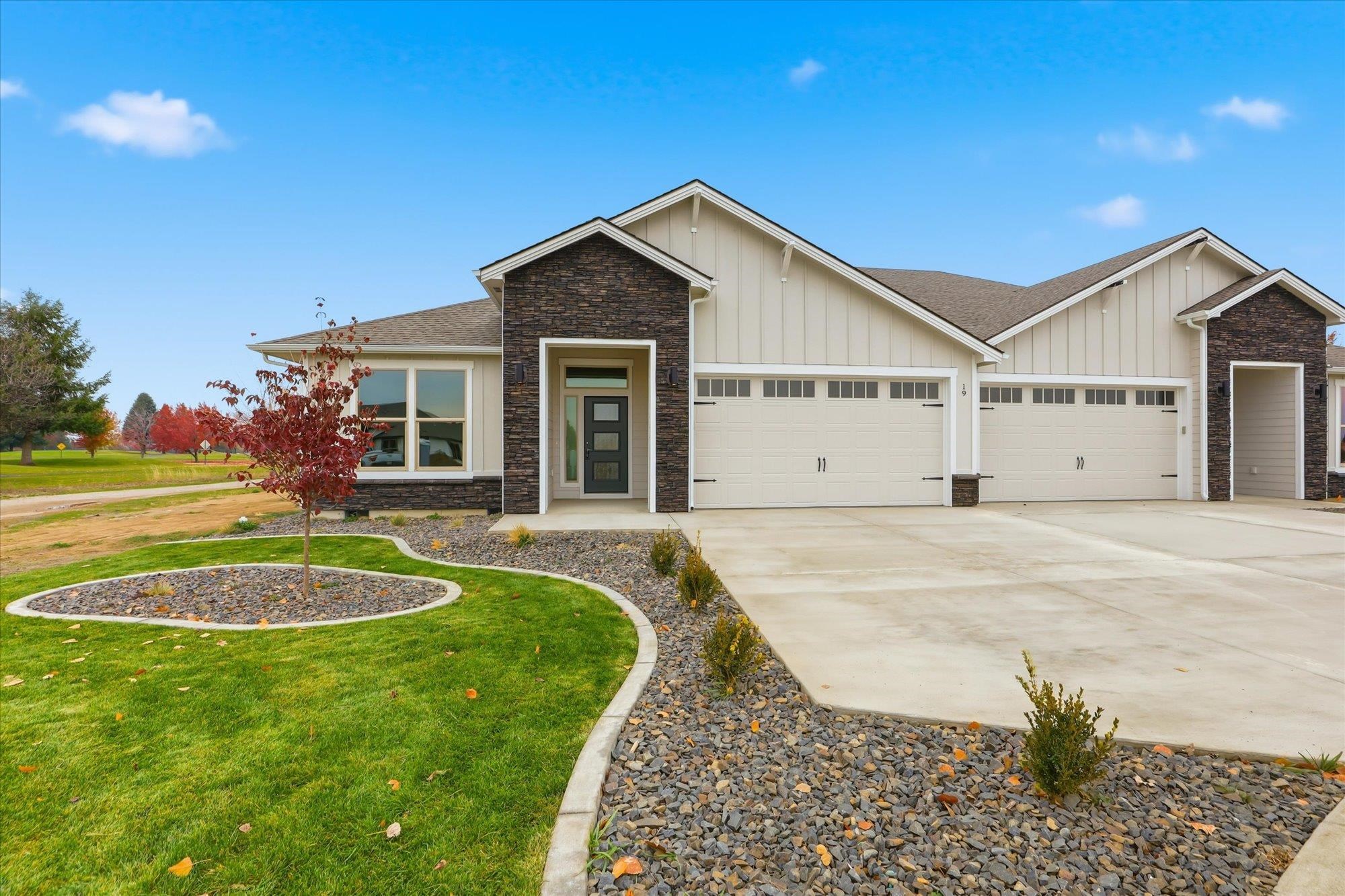 Deer Park, Washington, 99006, United States, 3 Bedrooms Bedrooms, ,2 BathroomsBathrooms,Residential,For Sale,1986419