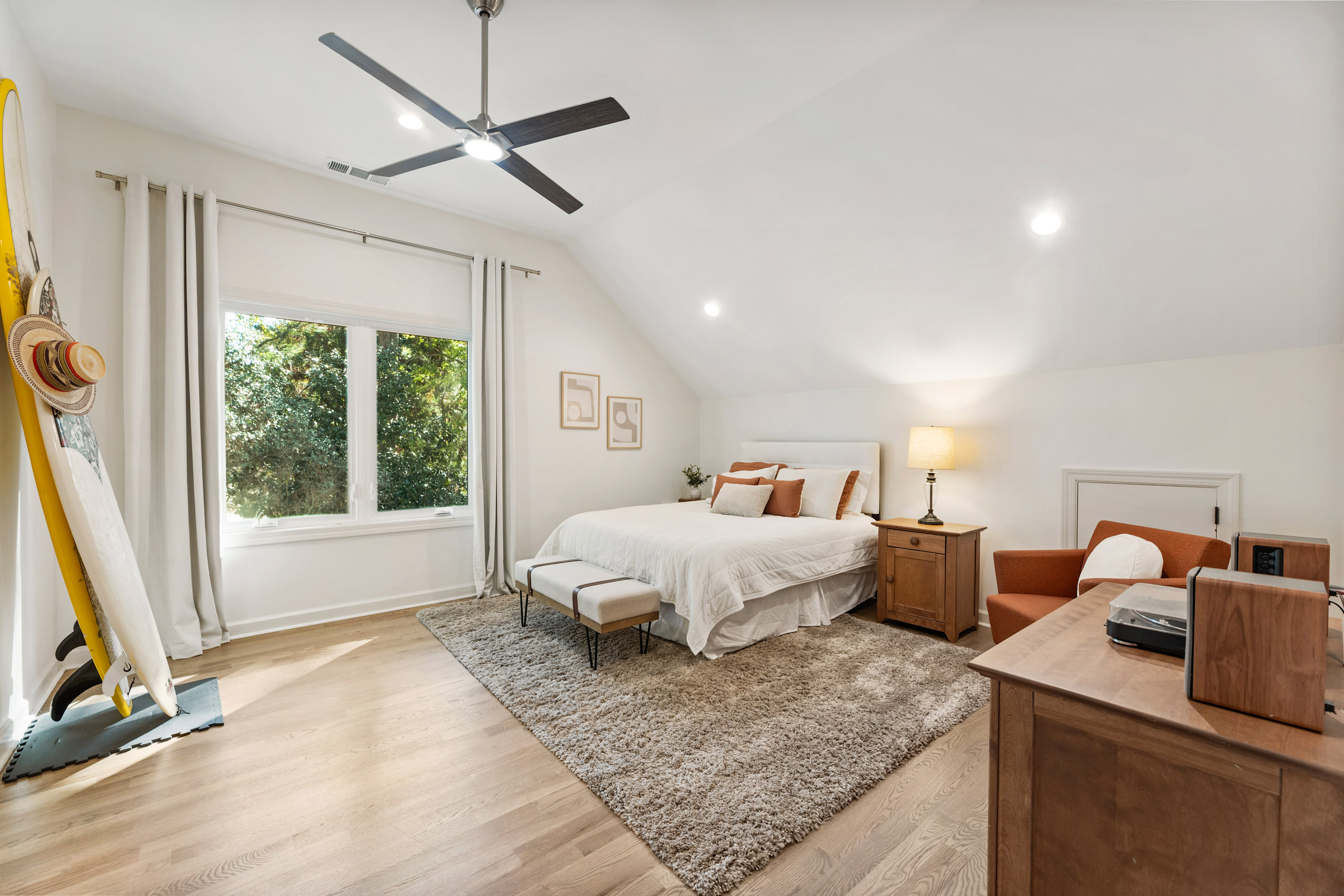  Gated One-Acre Estate Near Downtown Alpharetta and Crabapple - 物件實景