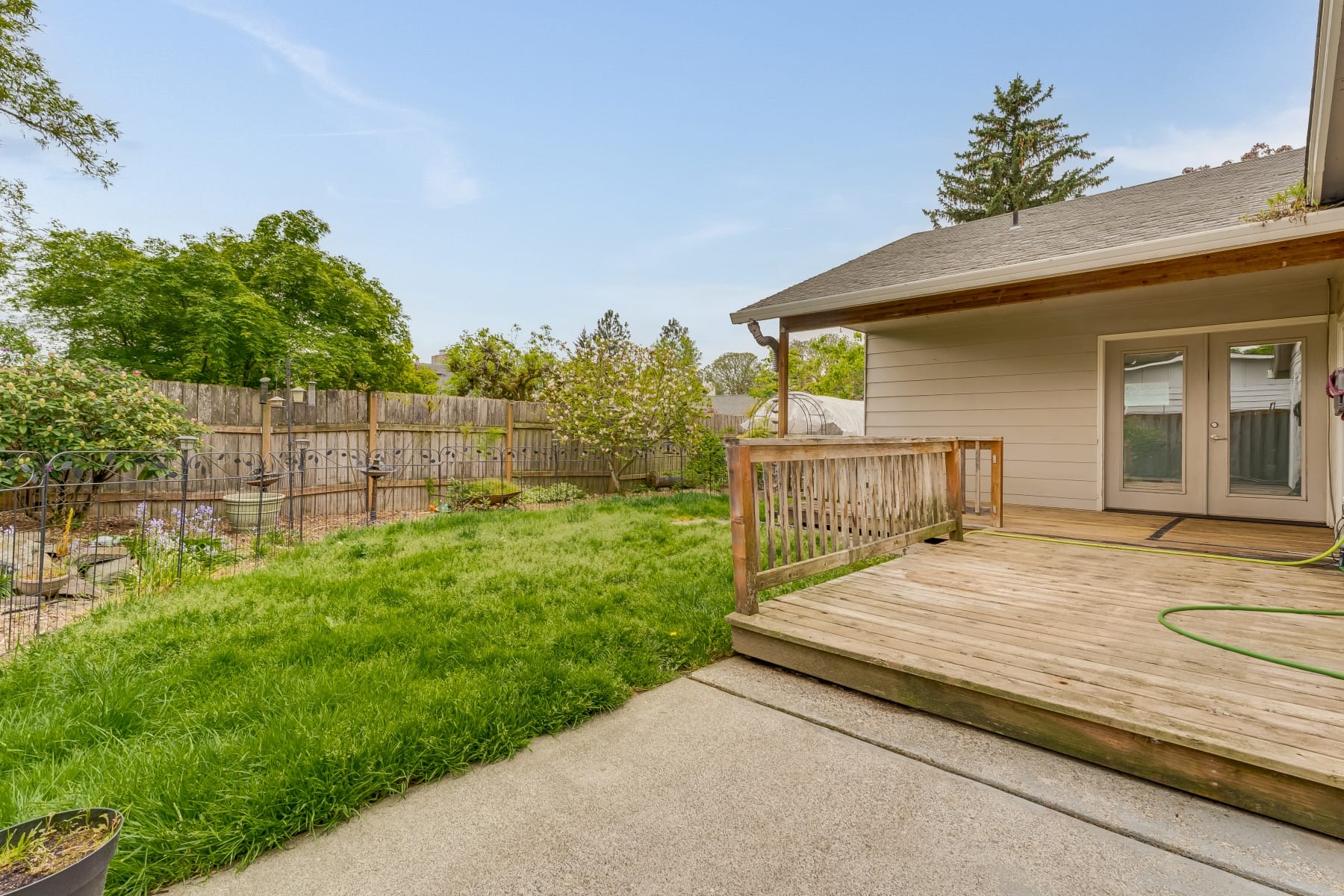  2024 NE POYNTER ST Hillsboro, OR 97124 - 物件實景