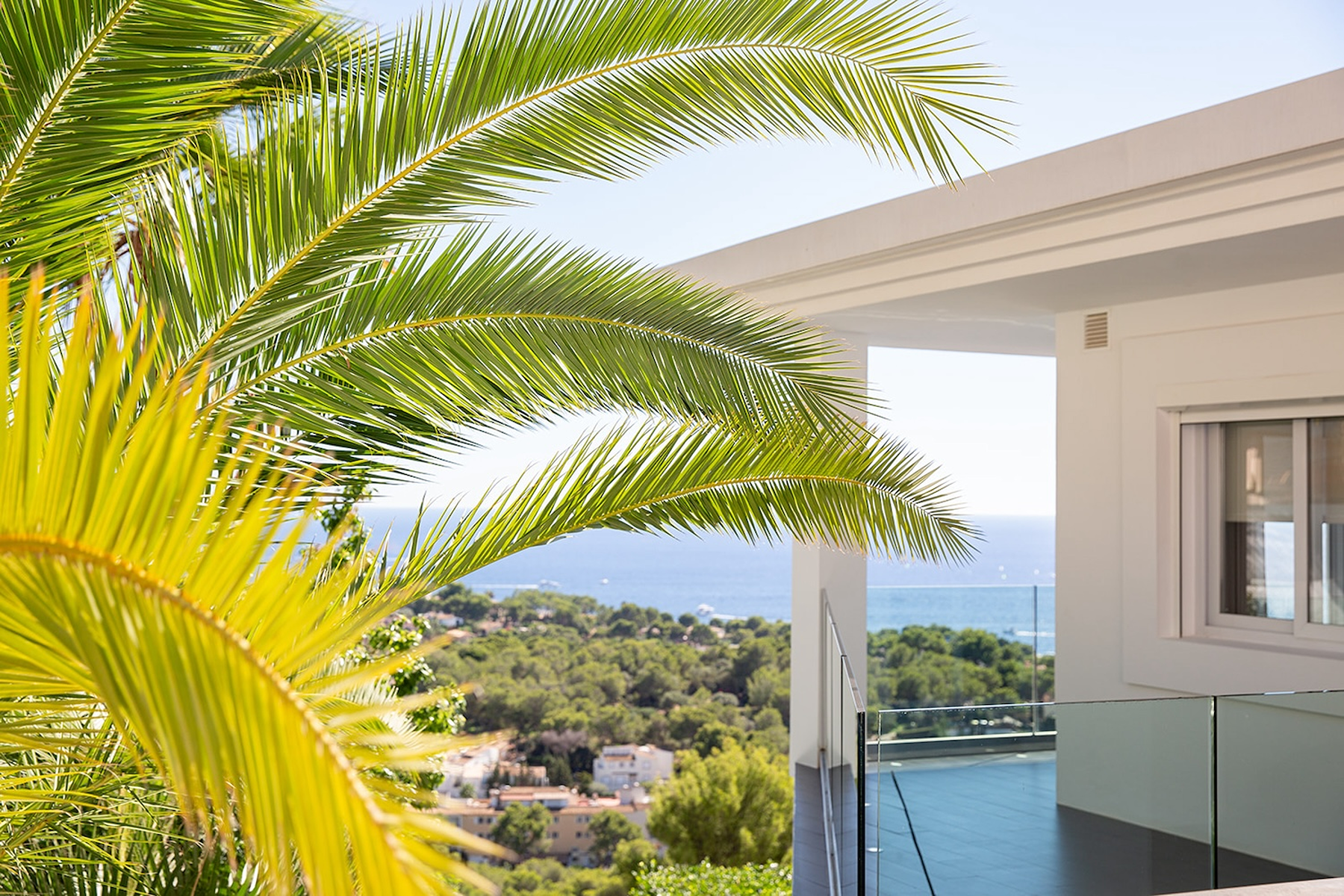  Mediterranean villa with pool and sea views in Bendinat - 物件實景