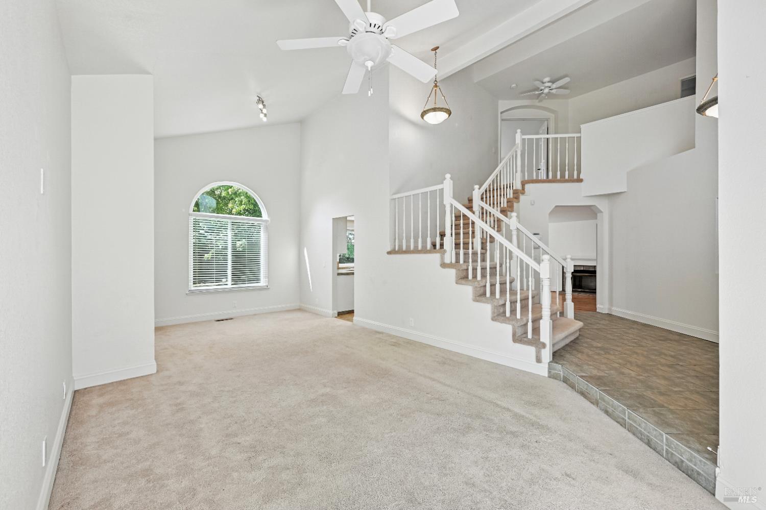 Windsor, California, 95492, United States, 4 Bedrooms Bedrooms, ,3 BathroomsBathrooms,Residential,For Sale,1926215