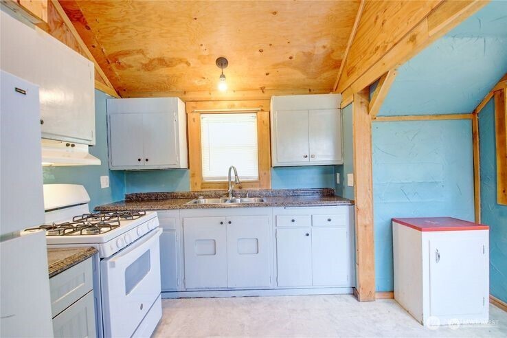 Concrete, Washington, 98237, United States, ,Residential,For Sale,1889734