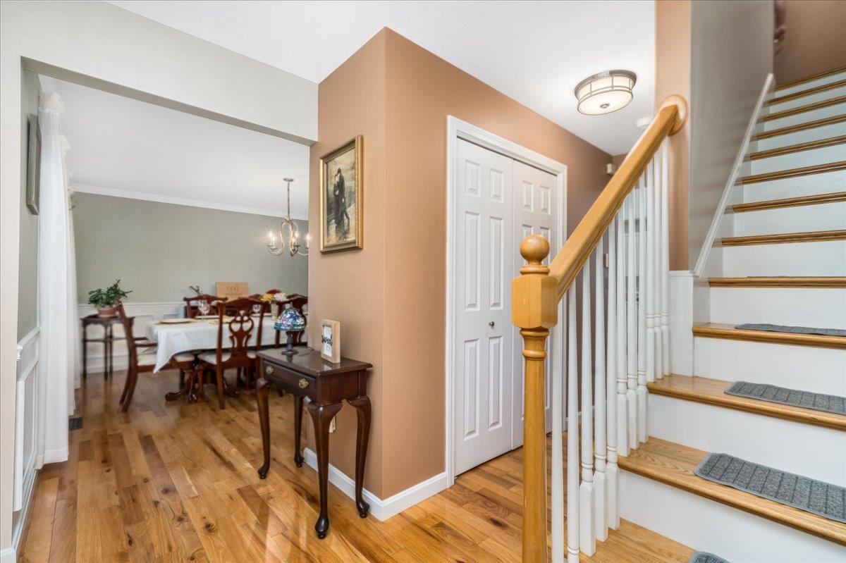 Bedford, New Hampshire, 03110, United States, 4 Bedrooms Bedrooms, ,3 BathroomsBathrooms,Residential,For Sale,1940392
