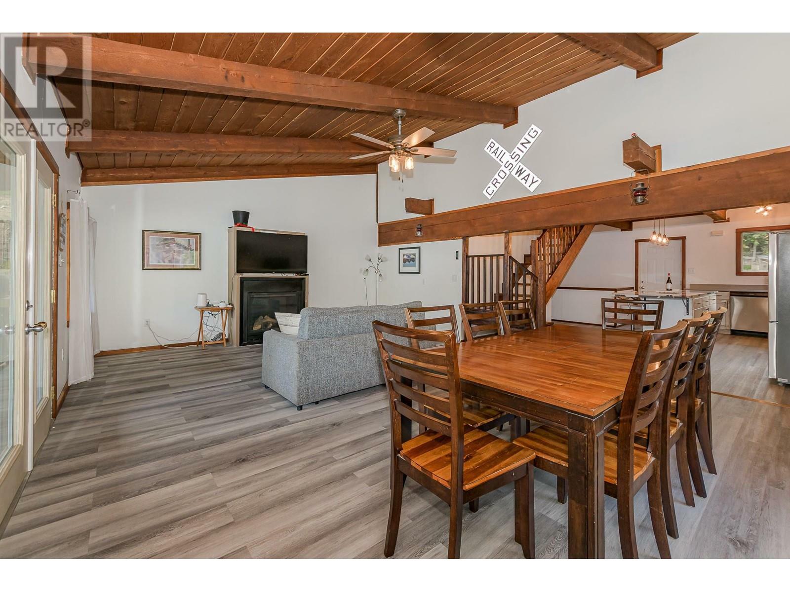 REVELSTOKE, British Columbia, V0E 2S0, CA, 4 Bedrooms Bedrooms, ,2 BathroomsBathrooms,Residential,For Sale,1838033