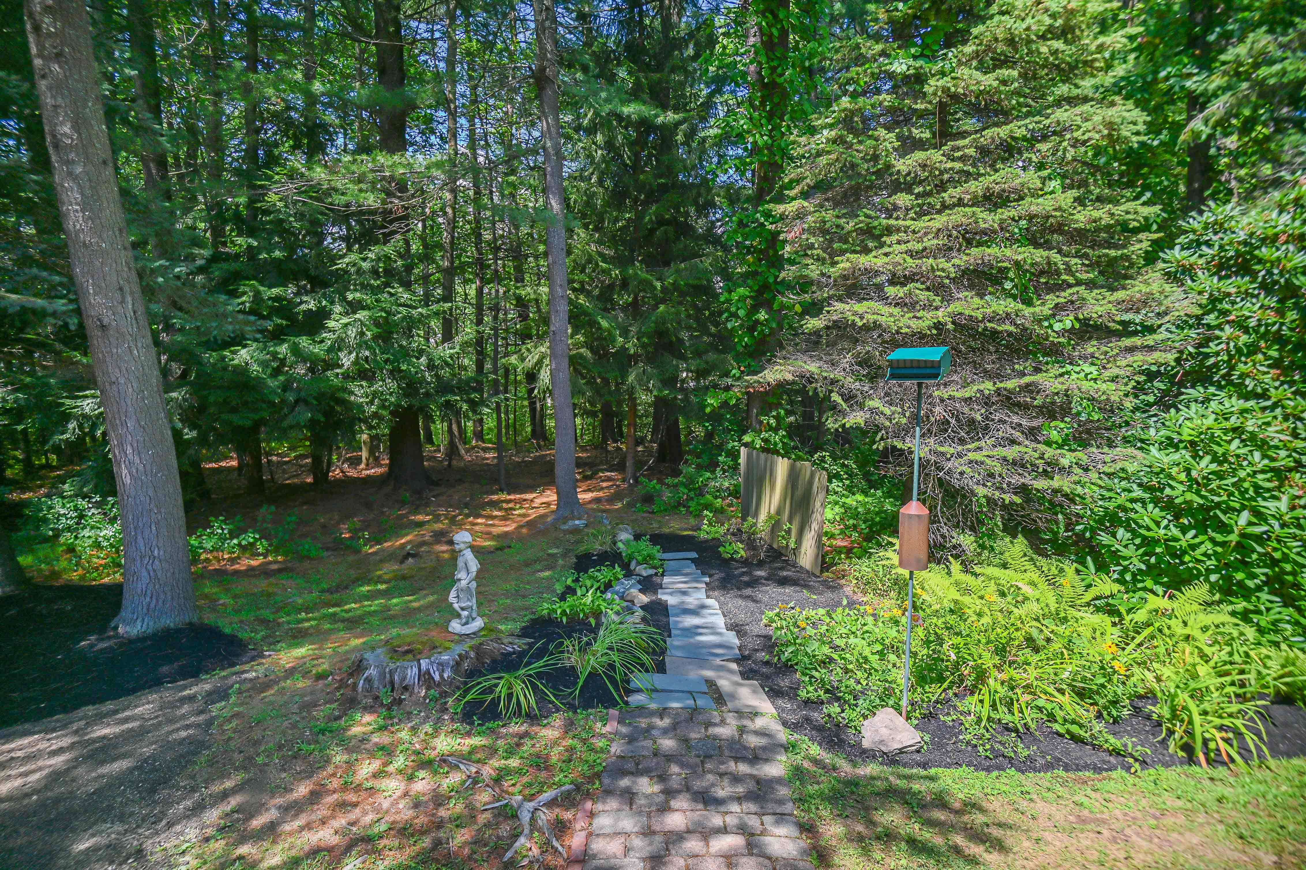 York, Maine, 03909, United States, 3 Bedrooms Bedrooms, ,3 BathroomsBathrooms,Residential,For Sale,1912030