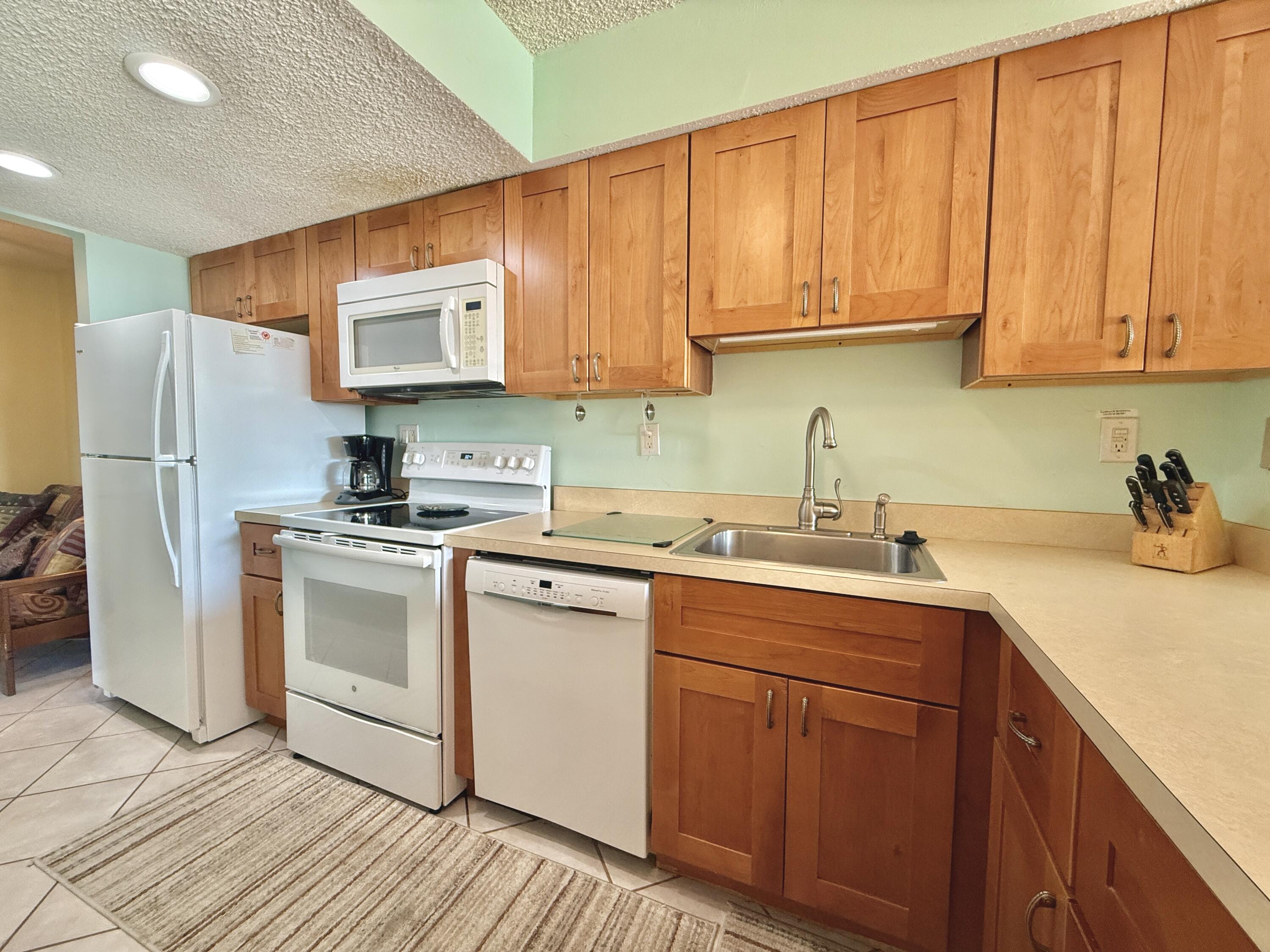 KEY LARGO, Florida, 33037, United States, 2 Bedrooms Bedrooms, ,2 BathroomsBathrooms,Residential,For Sale,1995585