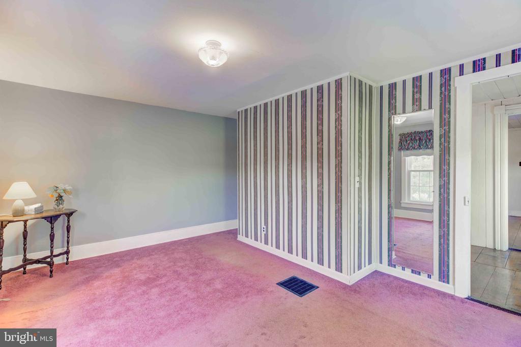 Wardensville, West Virginia, 26851, United States, 3 Bedrooms Bedrooms, ,1 BathroomBathrooms,Residential,For Sale,1930420