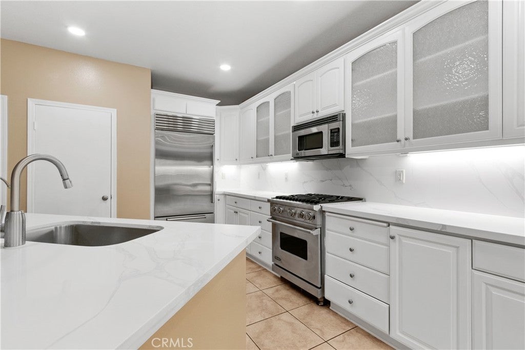 Banning, California, 92220, United States, 4 Bedrooms Bedrooms, ,3 BathroomsBathrooms,Residential,For Sale,1987366