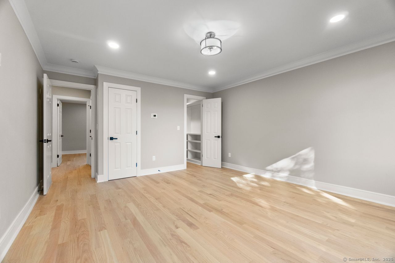 Old Saybrook, Connecticut, 06475, United States, 2 Bedrooms Bedrooms, ,2 BathroomsBathrooms,Residential,For Sale,1957011