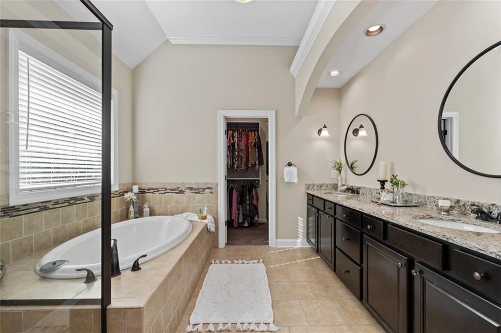 Buford, Georgia, 30518, United States, 6 Bedrooms Bedrooms, ,5 BathroomsBathrooms,Residential,For Sale,1987580