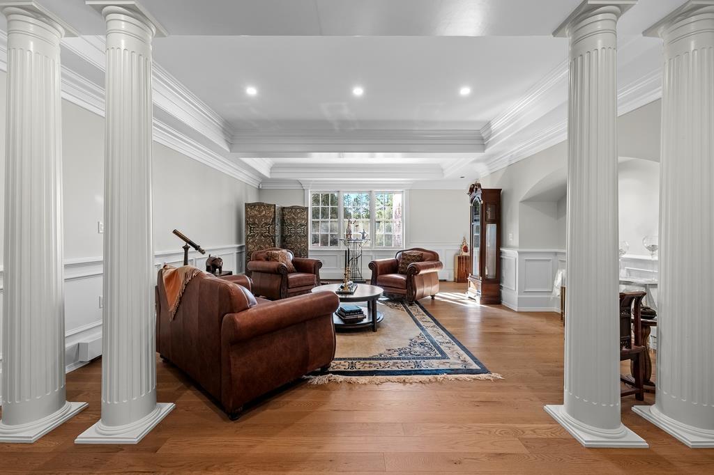 Durango, Colorado, 81301, United States, 5 Bedrooms Bedrooms, ,6 BathroomsBathrooms,Residential,For Sale,1939552