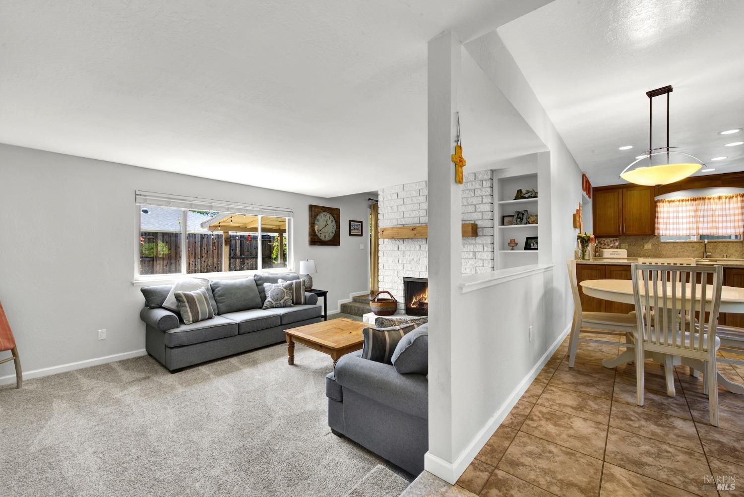 Dixon, California, 95620, United States, 3 Bedrooms Bedrooms, ,2 BathroomsBathrooms,Residential,For Sale,1943662