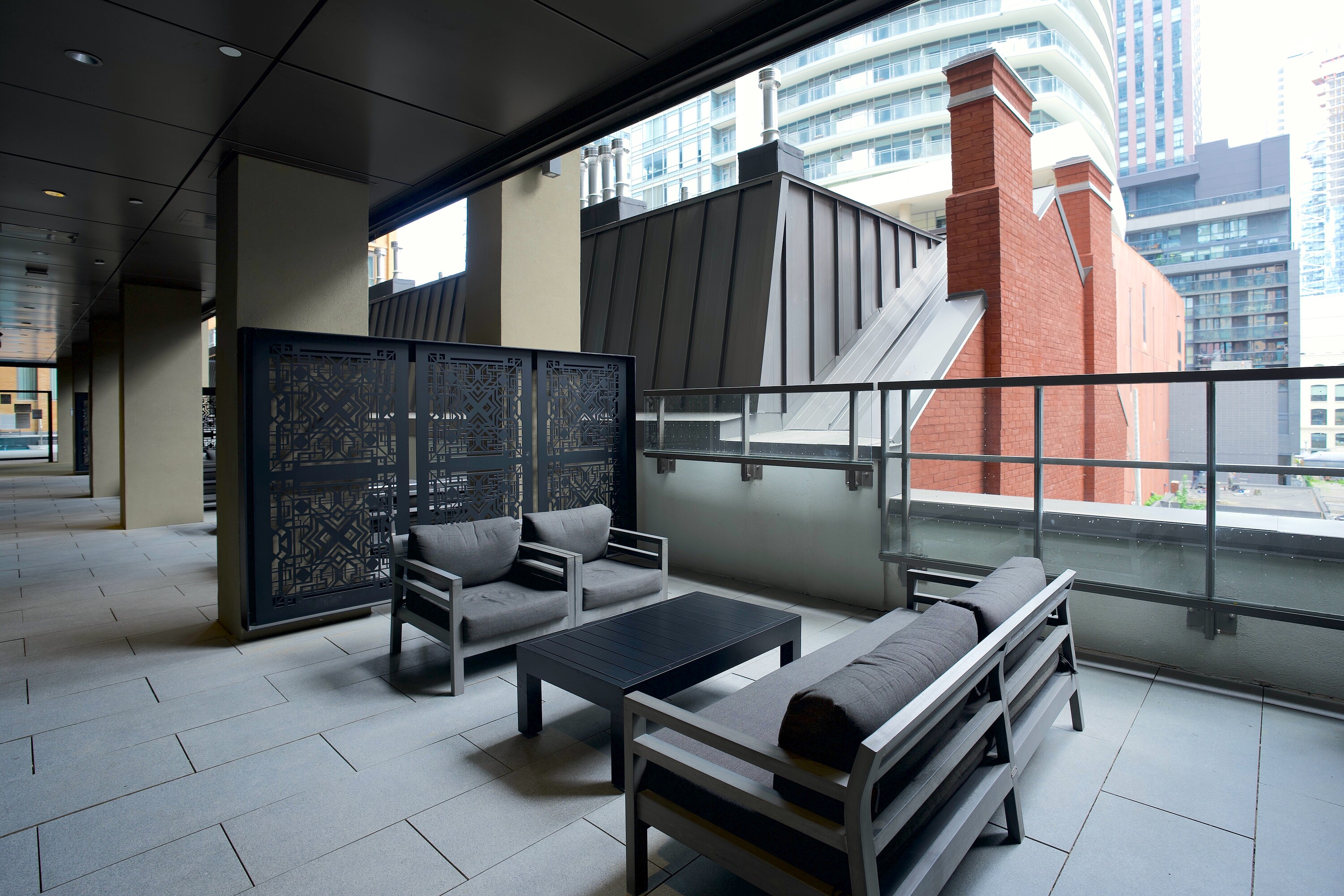  Theatre District Residence - 物件實景