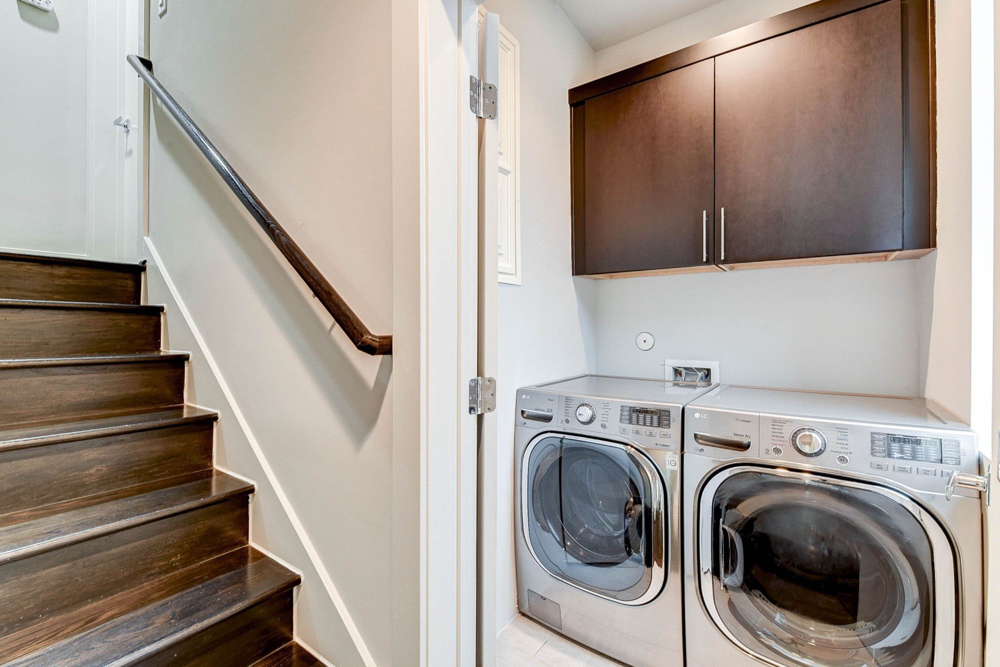 Houston, Texas, 77007, United States, 3 Bedrooms Bedrooms, ,4 BathroomsBathrooms,Residential,For Sale,1935957