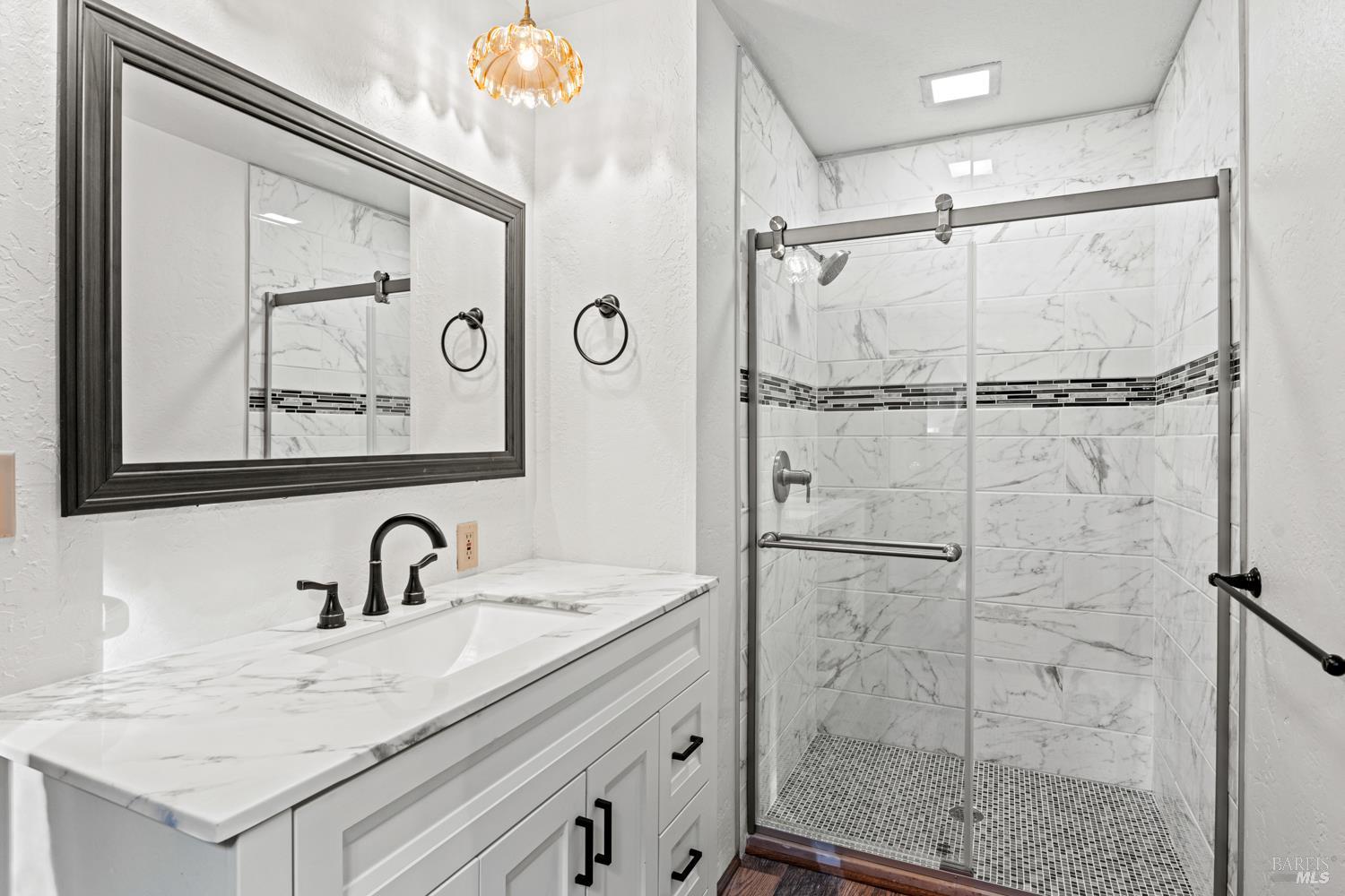 Philo, California, 95466, United States, 3 Bedrooms Bedrooms, ,3 BathroomsBathrooms,Residential,For Sale,1987364