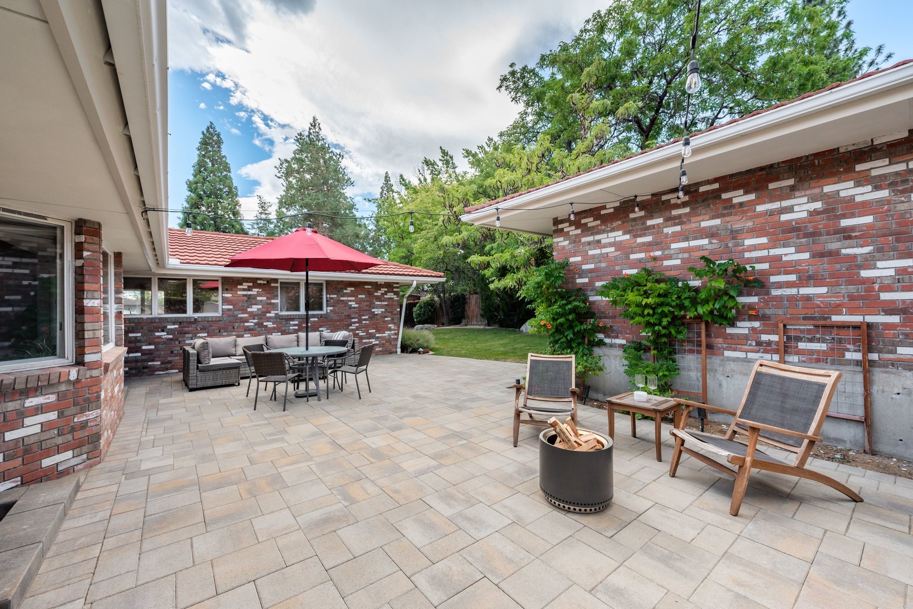  RARE SKYLINE HEIGHTS OPPORTUNITY  6,024 SF BRICK HOME ON .38 ACRE  NO HOA - 物件實景