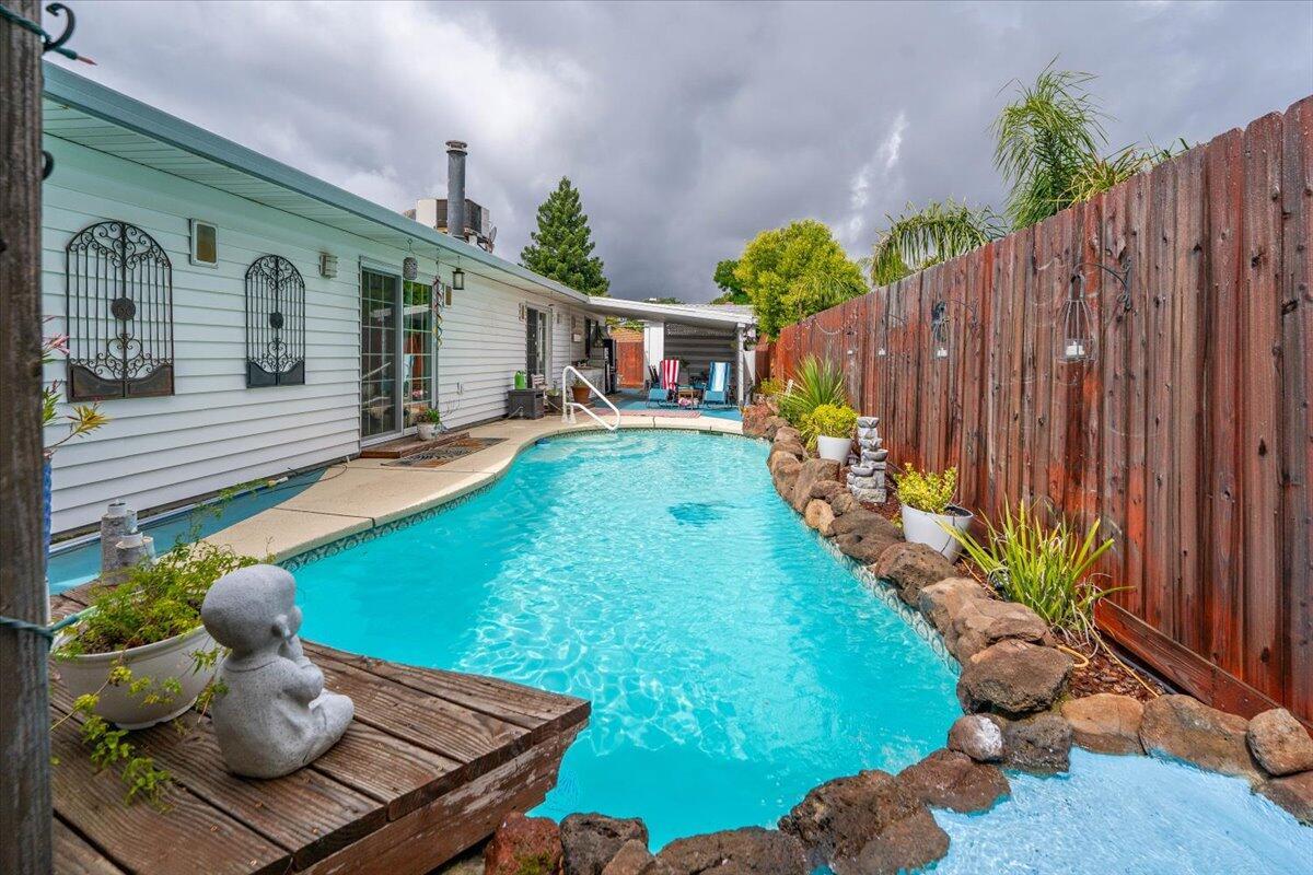 Redding, California, 96003, United States, 3 Bedrooms Bedrooms, ,3 BathroomsBathrooms,Residential,For Sale,1926978