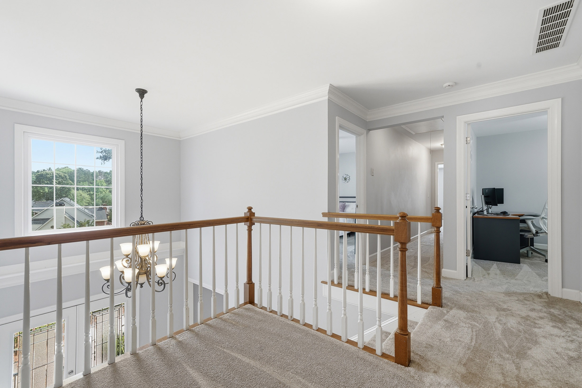  This Glastonberry Home Is Ready to Welcome Its Next Chapter - 物件實景