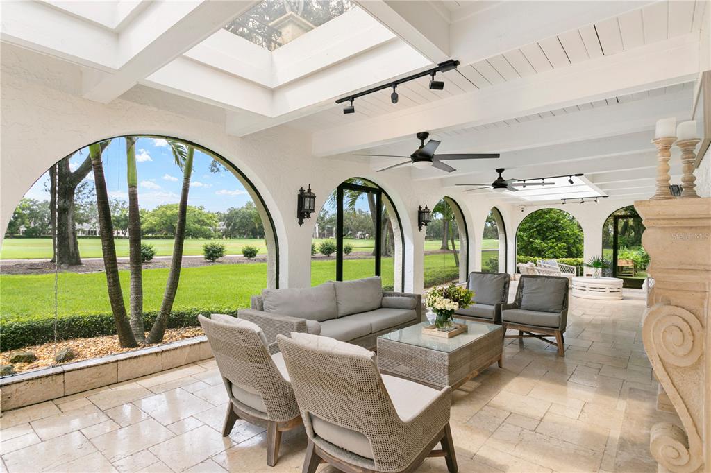 Tampa, Florida, 33613, United States, 7 Bedrooms Bedrooms, ,8 BathroomsBathrooms,Residential,For Sale,1979226