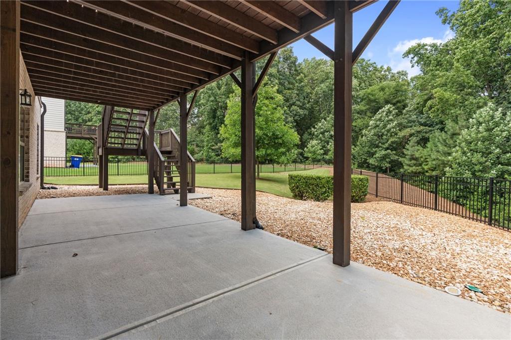 Cumming, Georgia, 30040, United States, 6 Bedrooms Bedrooms, ,5 BathroomsBathrooms,Residential,For Sale,1895159