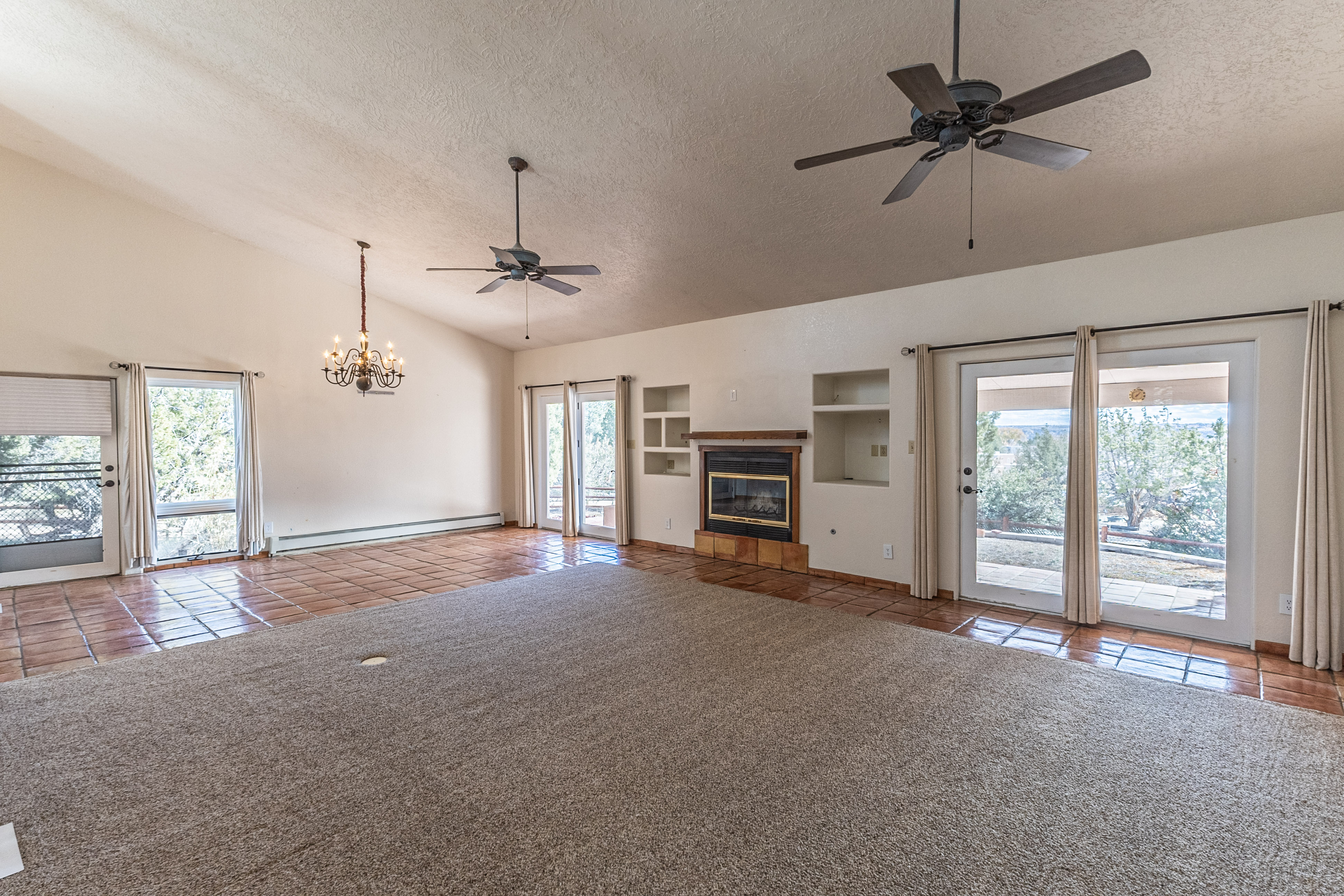 Farmington, New Mexico, 87402, United States, 4 Bedrooms Bedrooms, ,3 BathroomsBathrooms,Residential,For Sale,1995445