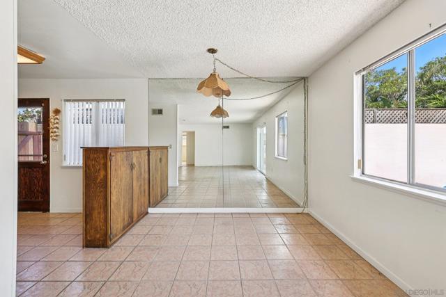 San Diego, California, 92111, United States, 3 Bedrooms Bedrooms, ,2 BathroomsBathrooms,Residential,For Sale,2007846