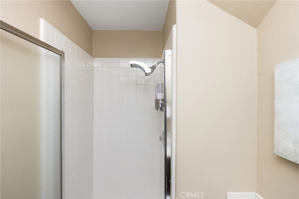 Lake Forest, California, 92610, United States, 5 Bedrooms Bedrooms, ,3 BathroomsBathrooms,Residential,For Sale,1903296