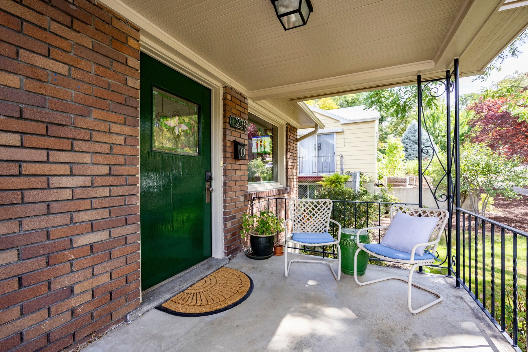  Beautifully Updated Home with 2,074 Sq. Ft. of Living Space, Historic Character - 物件實景