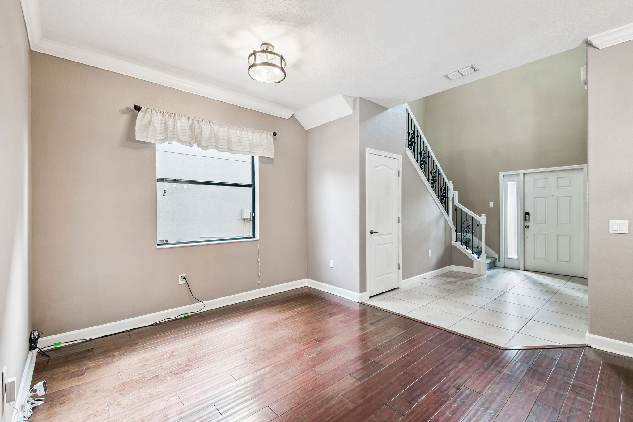 New Port Richey, Florida, 34655, United States, 6 Bedrooms Bedrooms, ,4 BathroomsBathrooms,Residential,For Sale,1980137