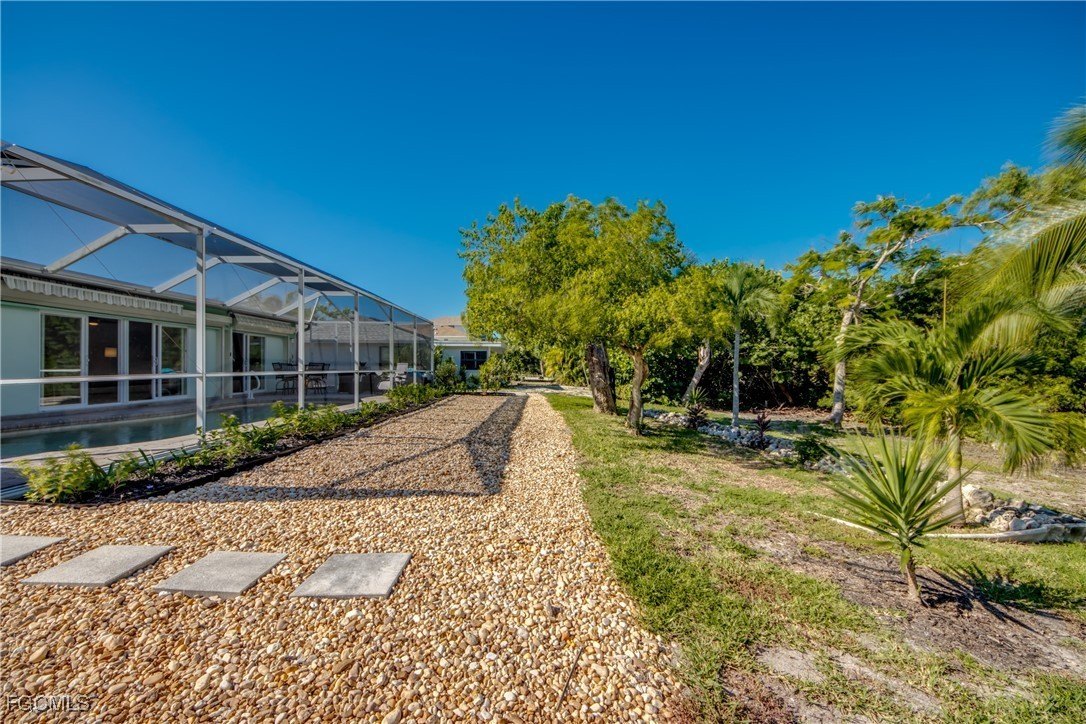 Fort Myers Beach, Florida, 33931, United States, 3 Bedrooms Bedrooms, ,2 BathroomsBathrooms,Residential,For Sale,1975143