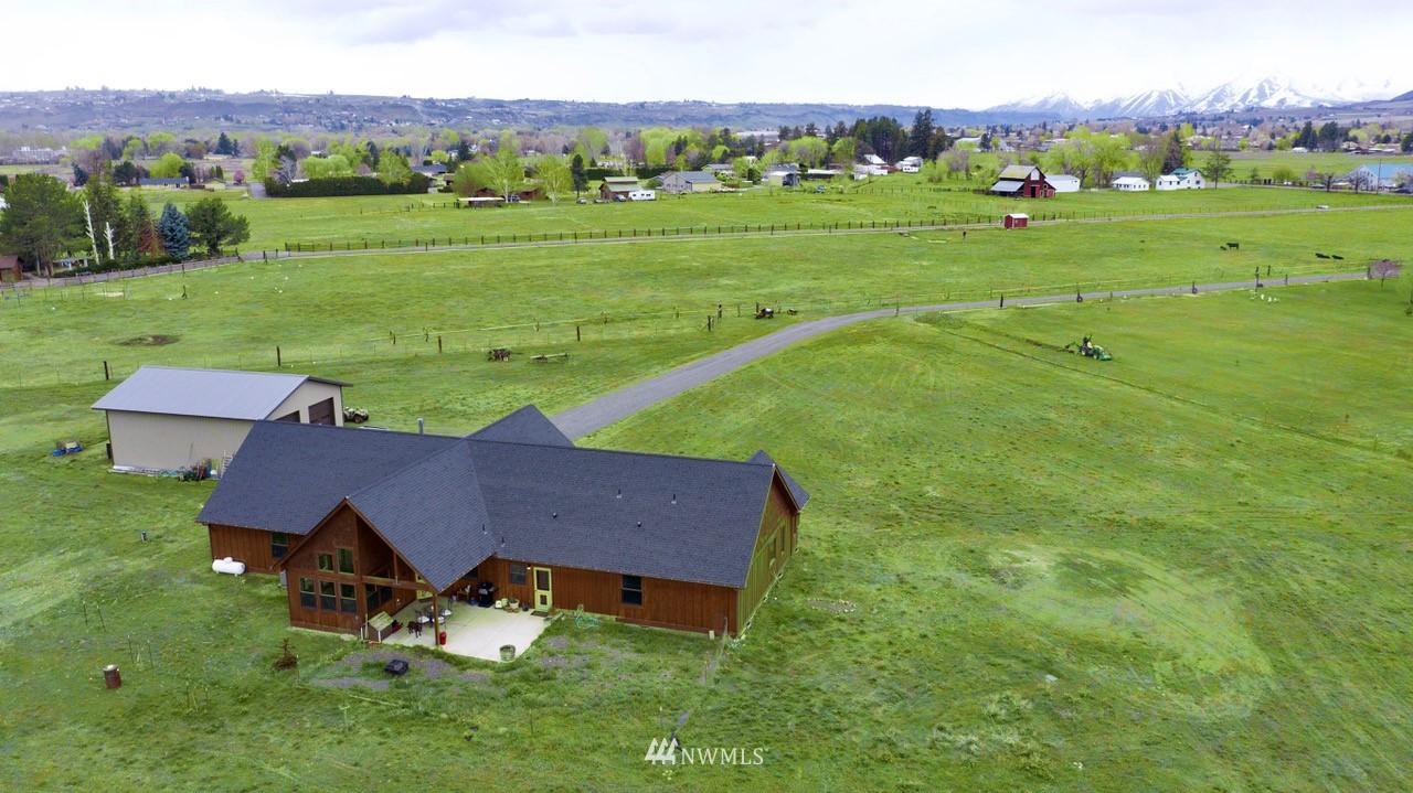 1618 MAPLEWAY ROAD, YAKIMA, Washington, 98908, United States, 3 Bedrooms Bedrooms, ,2 BathroomsBathrooms,Residential,For Sale,1618 MAPLEWAY ROAD,1461137