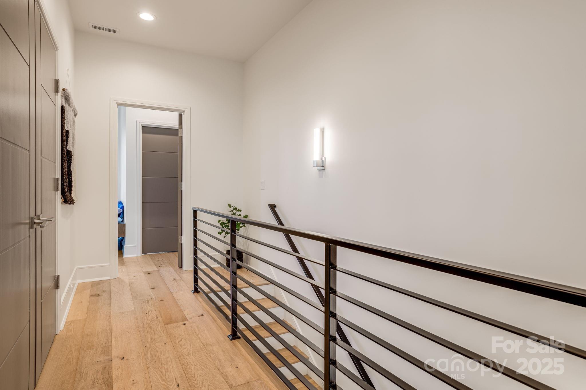Brevard, North Carolina, 28712, United States, 2 Bedrooms Bedrooms, ,3 BathroomsBathrooms,Residential,For Sale,1778053