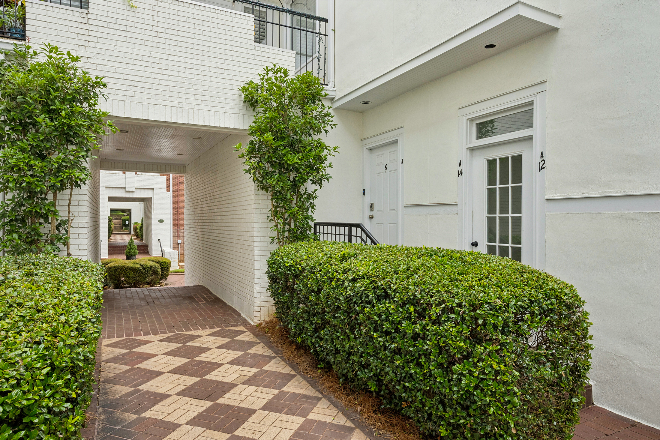  Updated Two-story Condo Tucked inside Intimate Community in Virginia Highland - 物件實景