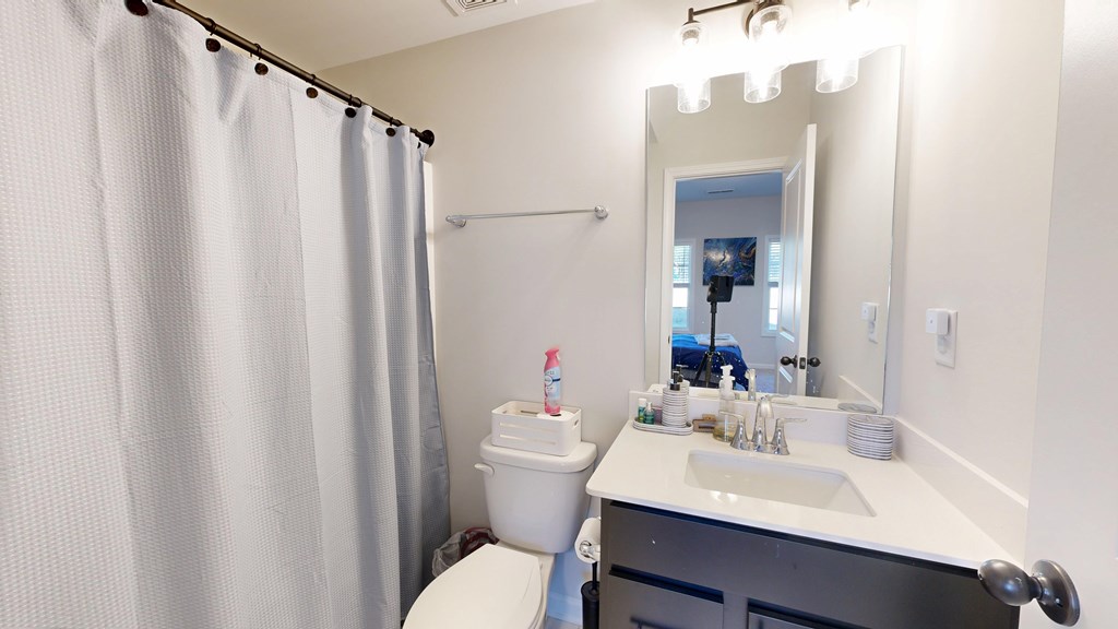 Cataula, Georgia, 31804, United States, 5 Bedrooms Bedrooms, ,5 BathroomsBathrooms,Residential,For Sale,1996944