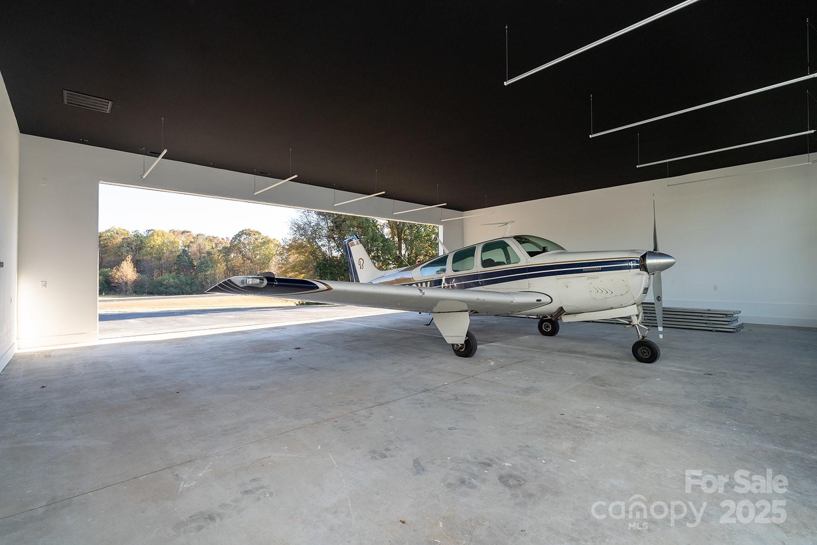 Waxhaw, North Carolina, 28173, United States, 5 Bedrooms Bedrooms, ,4 BathroomsBathrooms,Residential,For Sale,1990877