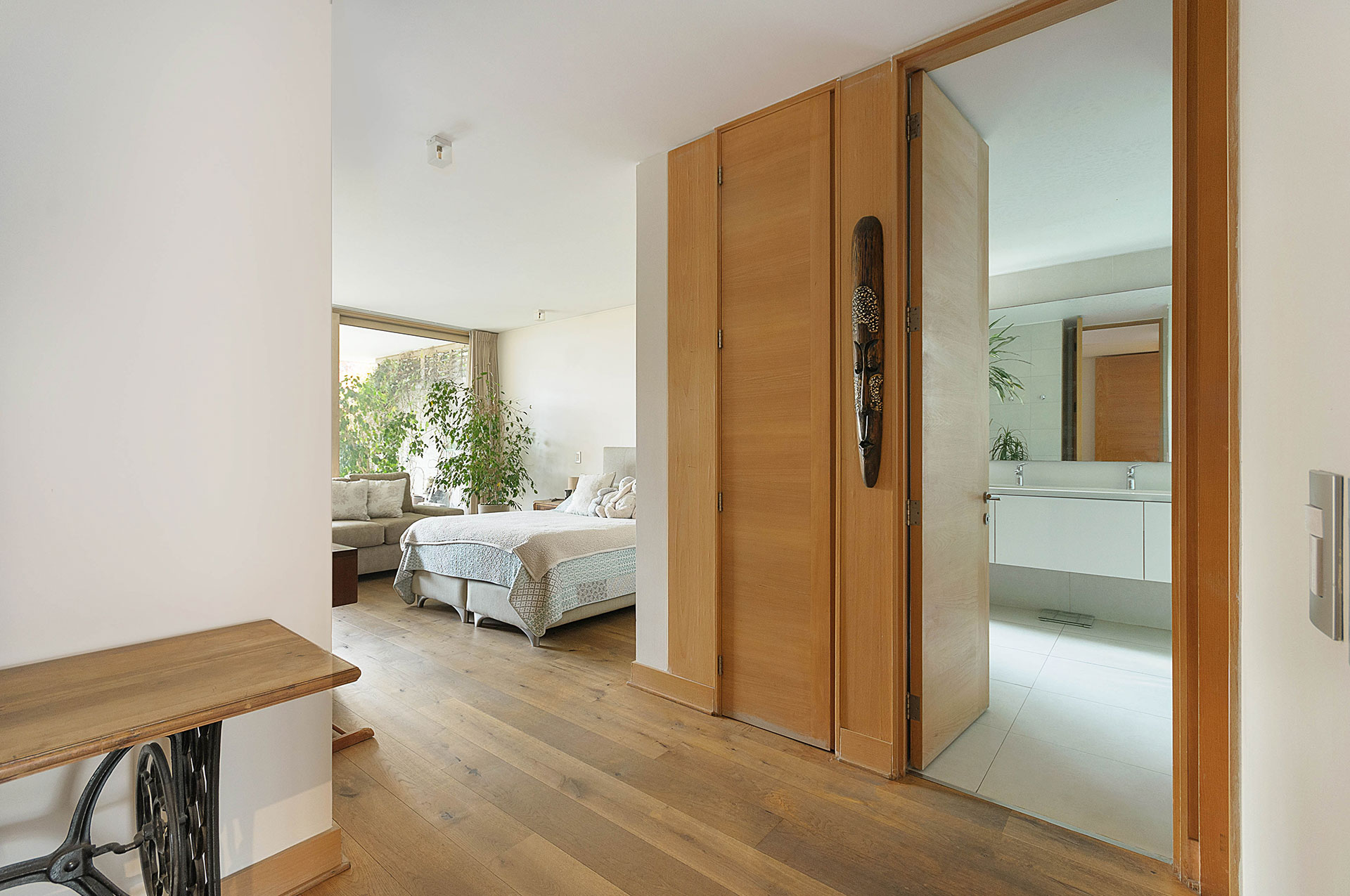  4-Bedroom Apartment Plus Staff Quarters for Sale in Los Trapenses - 物件實景