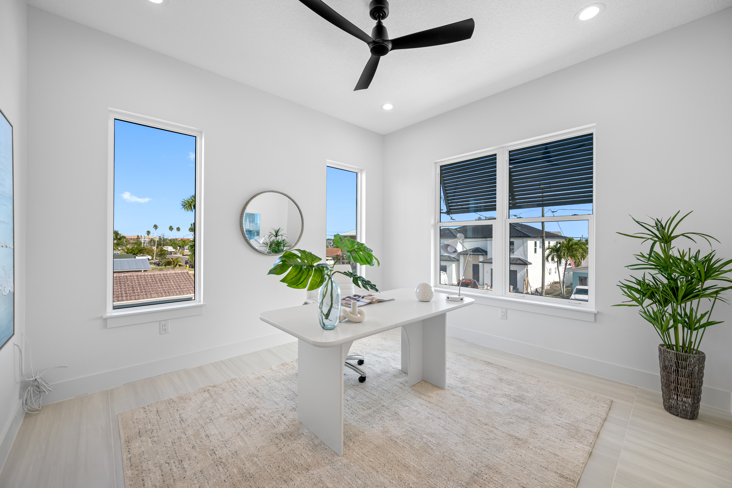 Madeira Beach, Florida, 33708, United States, 6 Bedrooms Bedrooms, ,6 BathroomsBathrooms,Residential,For Sale,1988521