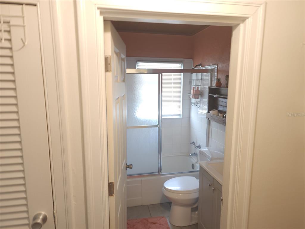 Tampa, Florida, 33609, United States, 3 Bedrooms Bedrooms, ,2 BathroomsBathrooms,Residential,For Sale,1804497