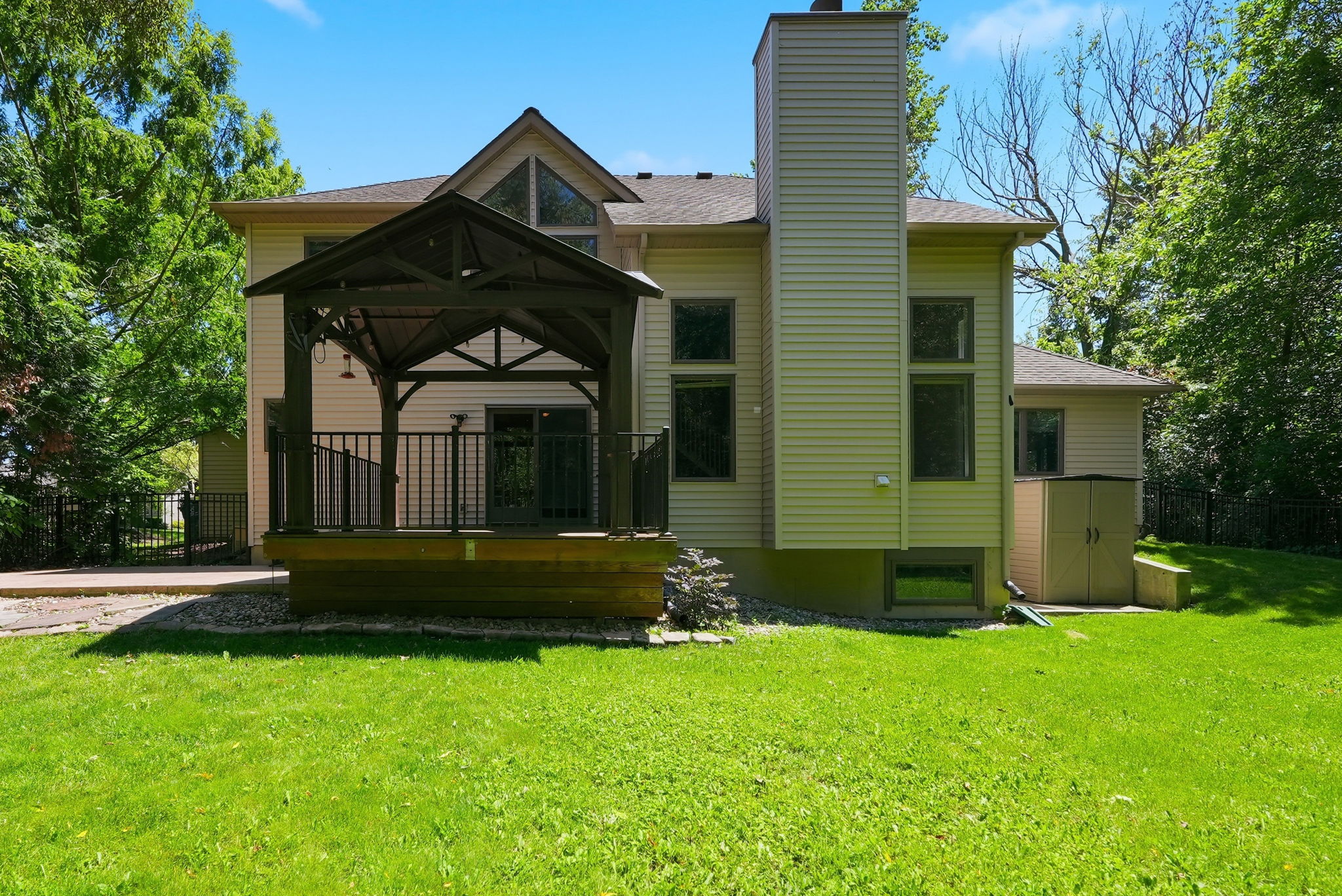  Excellent 3 Bedroom Home with Finished Basement in Fort Wayne - 物件實景