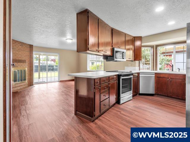 Salem, Oregon, 97301, United States, 3 Bedrooms Bedrooms, ,2 BathroomsBathrooms,Residential,For Sale,1794677