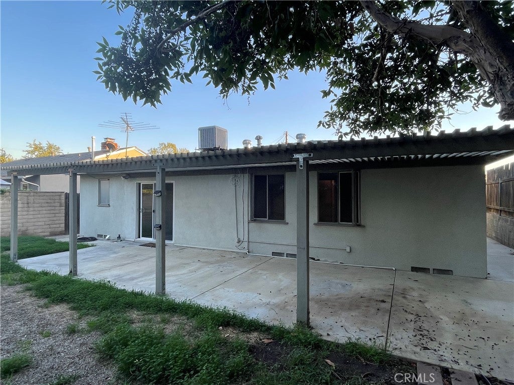 Monrovia, California, 91016, United States, 3 Bedrooms Bedrooms, ,2 BathroomsBathrooms,Residential,For Sale,1999090