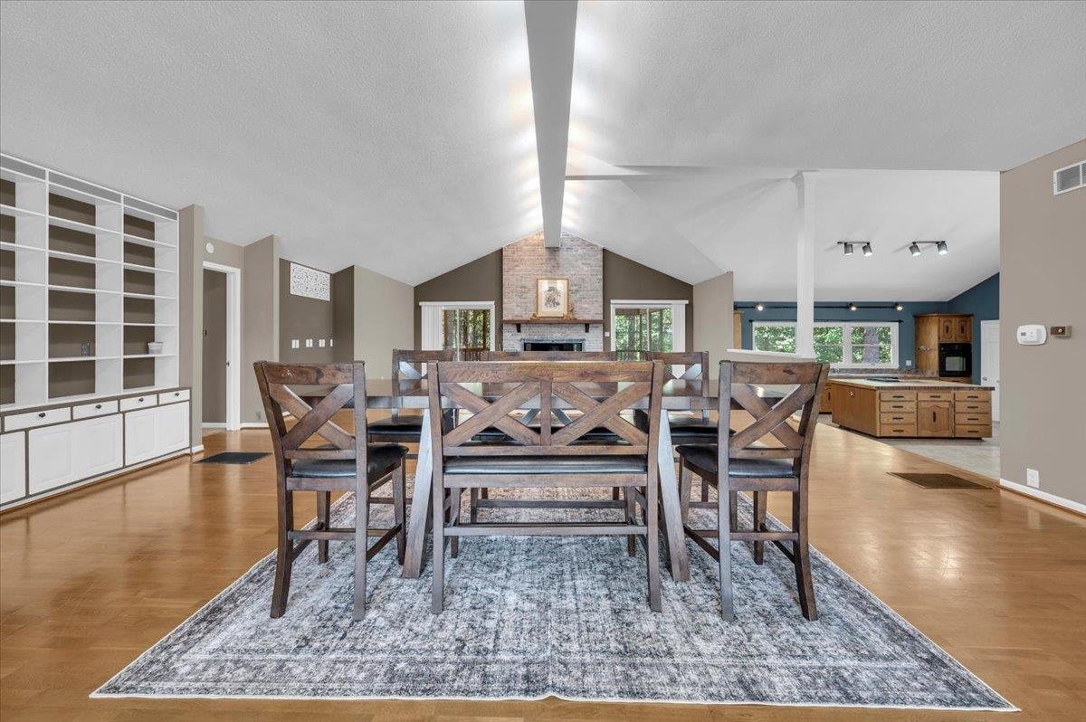 Spartanburg, South Carolina, 29306, United States, 4 Bedrooms Bedrooms, ,3 BathroomsBathrooms,Residential,For Sale,1942883