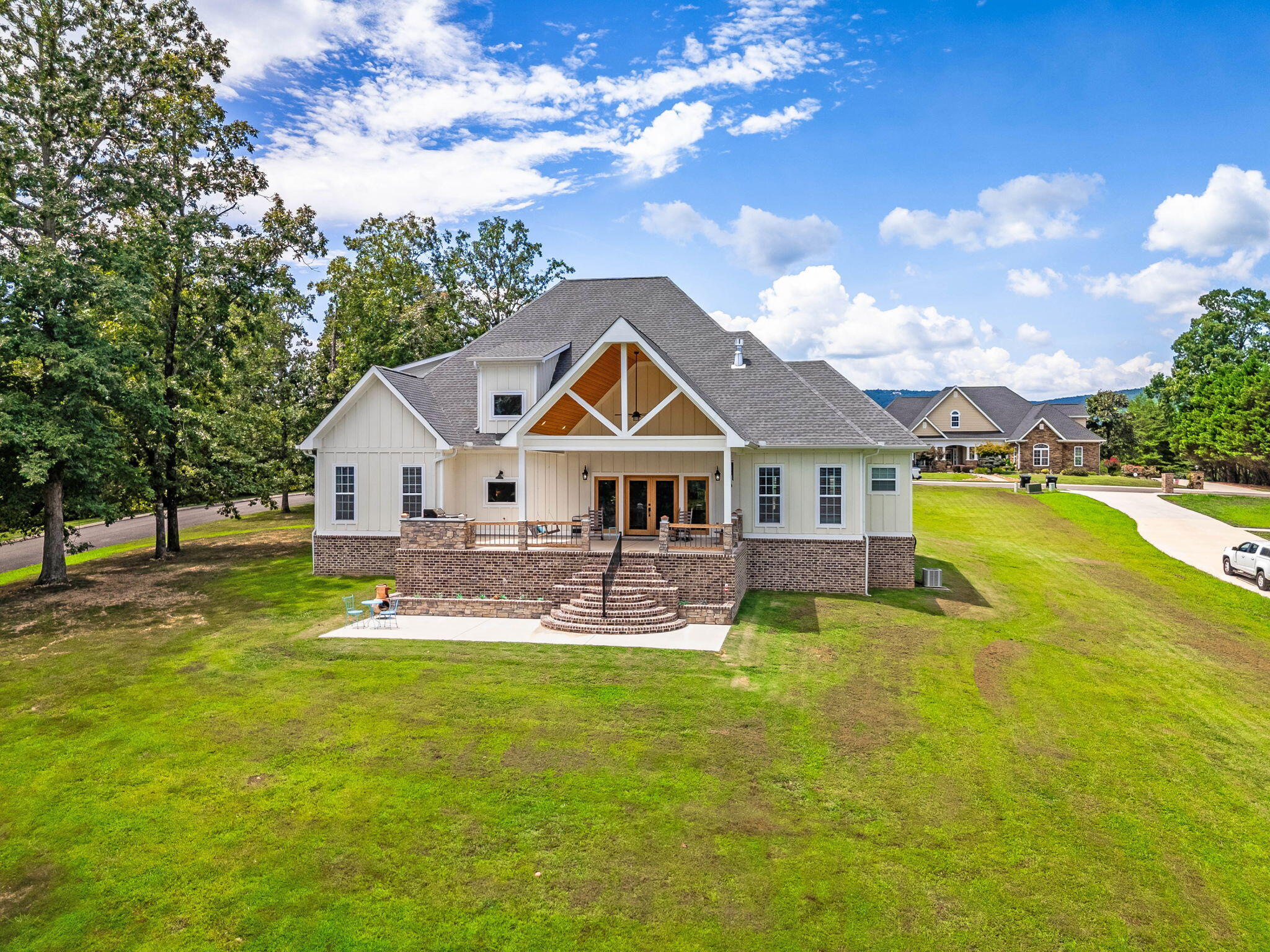Dunlap, Tennessee, 37327, United States, 4 Bedrooms Bedrooms, ,4 BathroomsBathrooms,Residential,For Sale,1914662