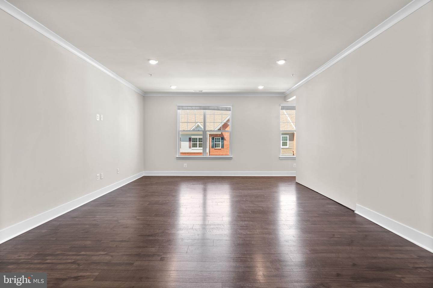 Elkridge, Maryland, 21075, United States, 3 Bedrooms Bedrooms, ,3 BathroomsBathrooms,Residential,For Sale,1939150