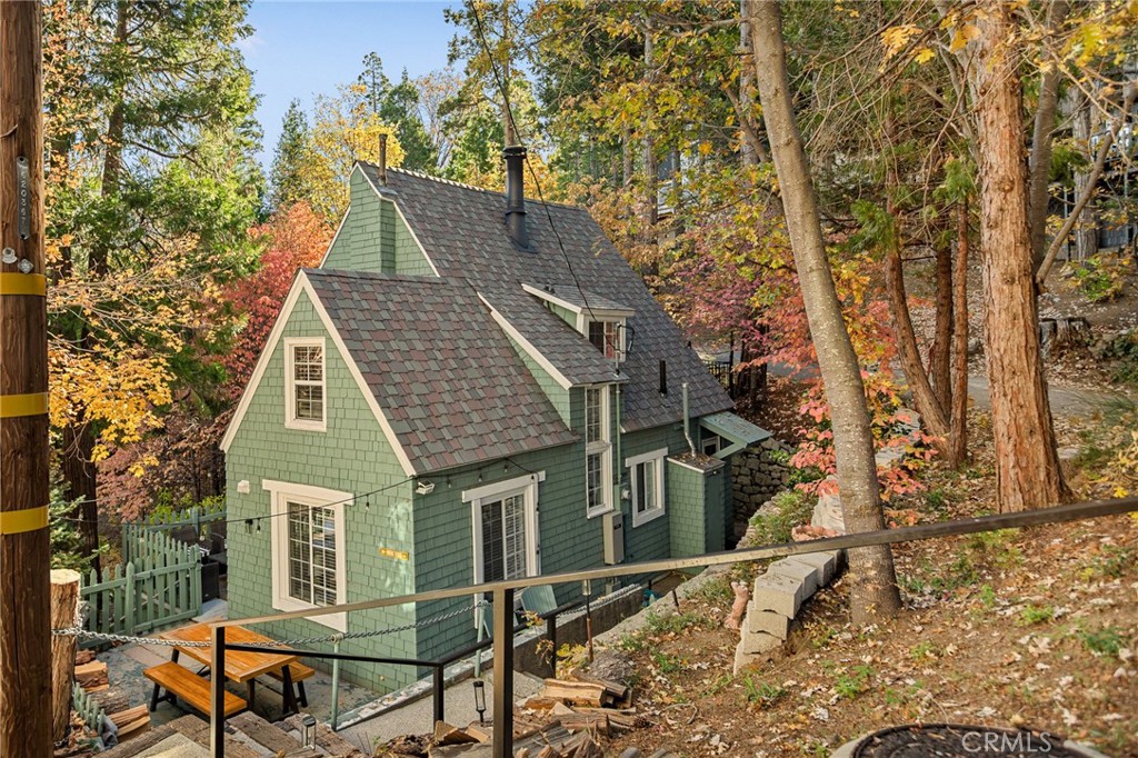 Lake Arrowhead, California, 92352, United States, 3 Bedrooms Bedrooms, ,2 BathroomsBathrooms,Residential,For Sale,1984793