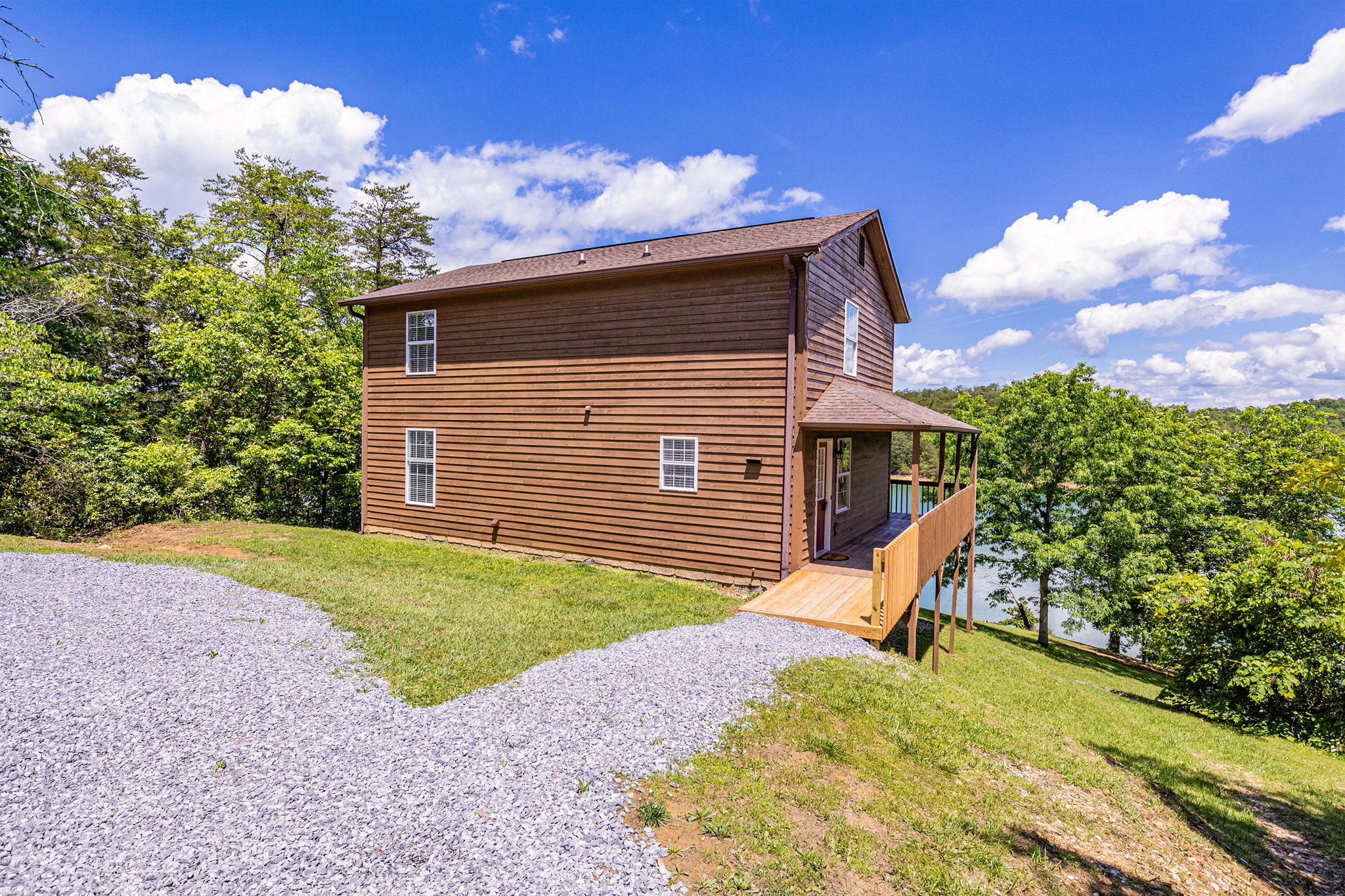 Sevierville, Tennessee, 37876, United States, 3 Bedrooms Bedrooms, ,2 BathroomsBathrooms,Residential,For Sale,1937497