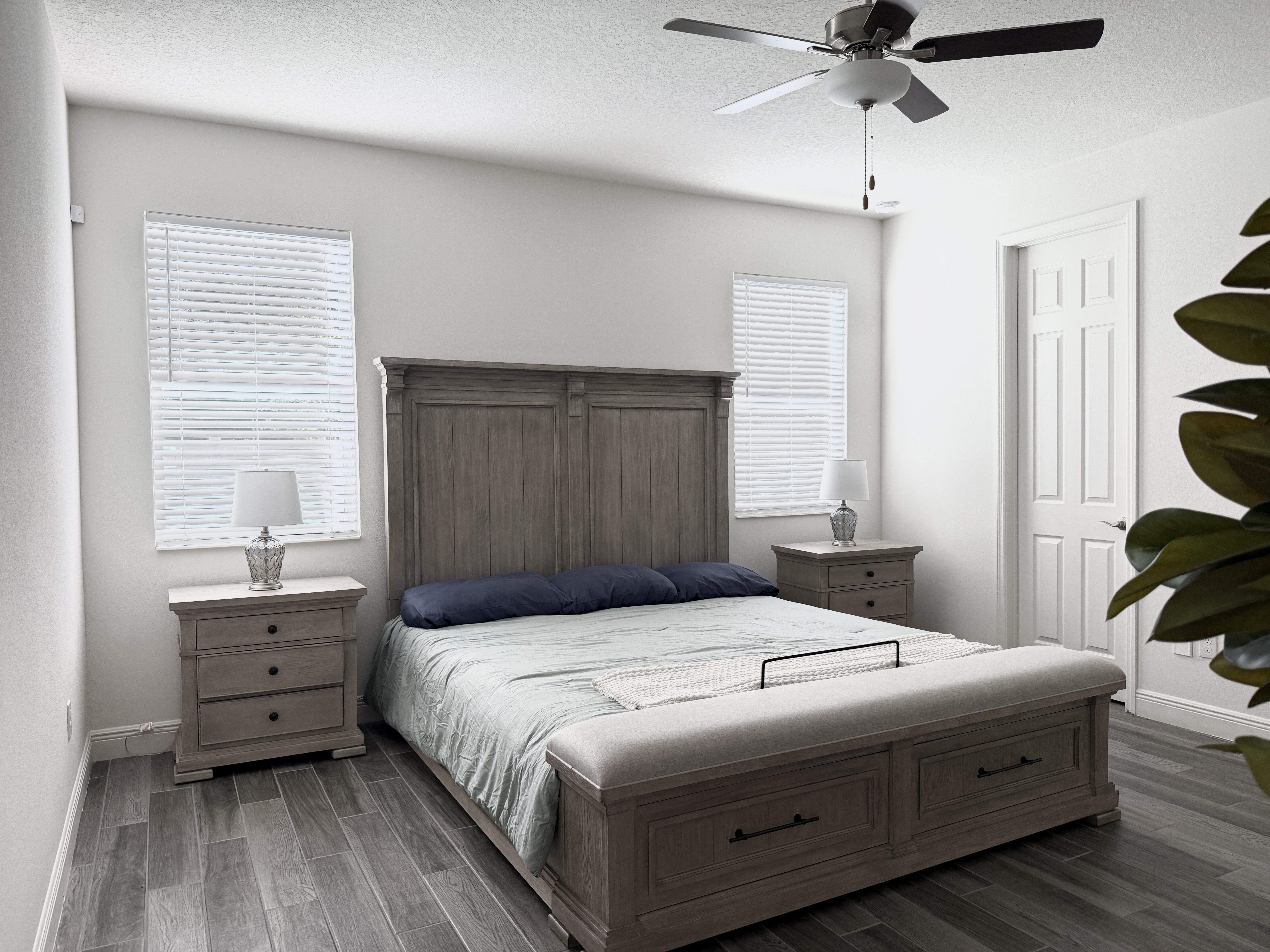 Seffner, Florida, 33584, United States, 4 Bedrooms Bedrooms, ,3 BathroomsBathrooms,Residential,For Sale,1979664